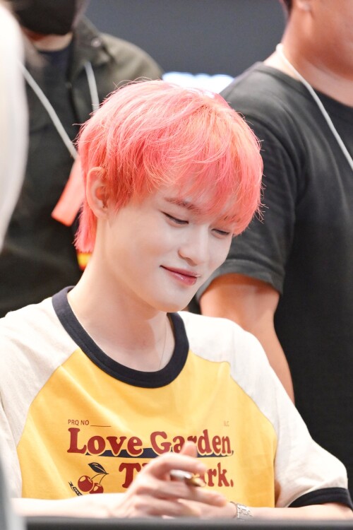 CHENLE_Fansign-150305313bf7f9d09.jpg