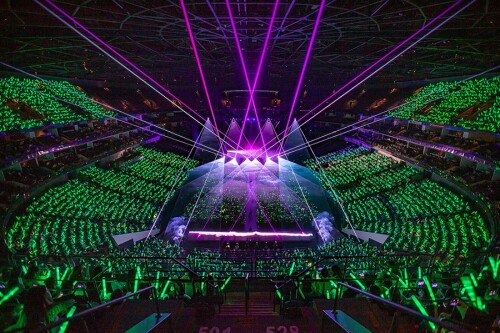 -2-2024-WayV-CONCERT-ON-THE-Way-IN-SHANGHAIdf382fe4399e57eb.jpg