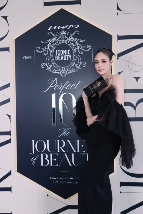PRAEW-ICONIC-BEAUTY-2024-12_072a8516ae7ed23dd.jpg
