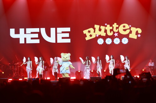 Special-show-4EVE-x-Butterbear44d37bb0f34940b5.jpg